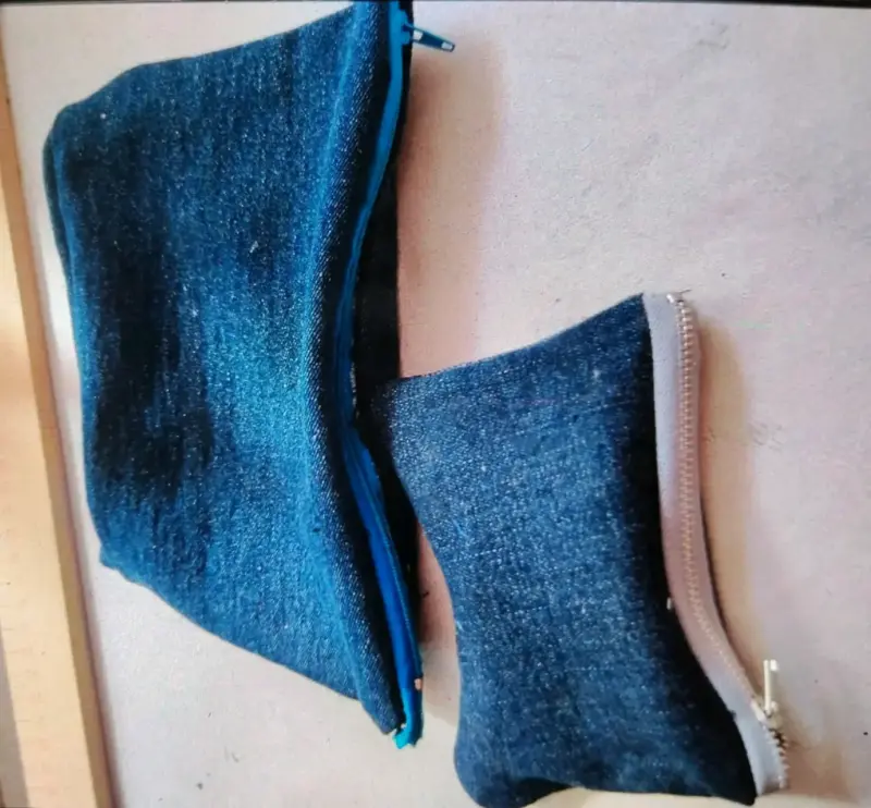estuche y monedero de tela azul