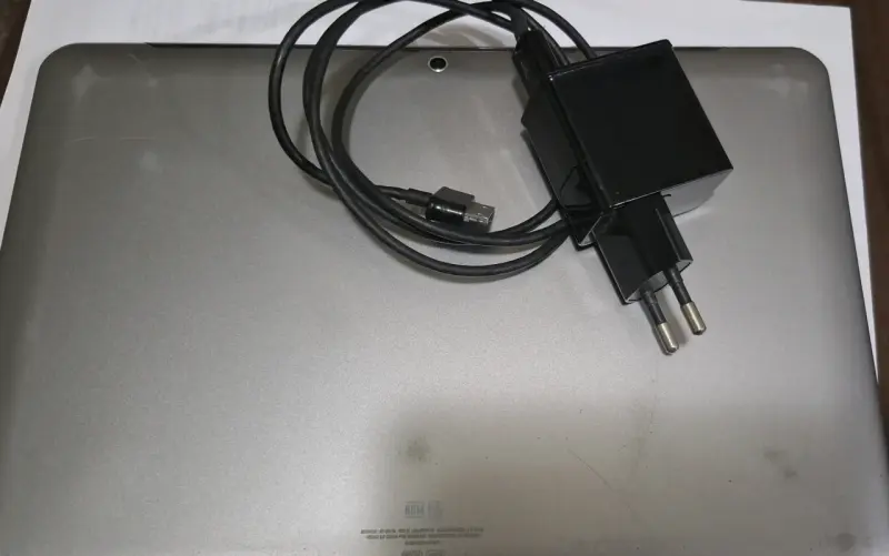 Tablet Samsung 10 pulgadas - 5