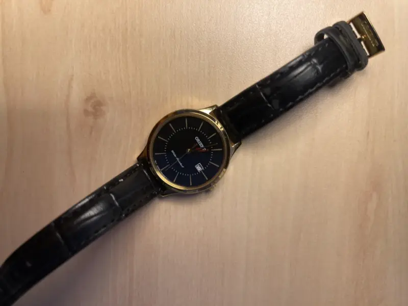 Reloj Orient dorado y negro - 3