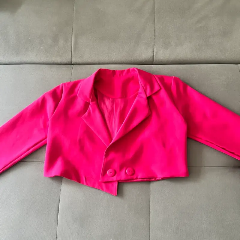 Blazer corta fucsia