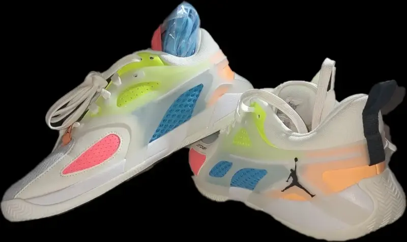 Zapatillas deportivas blancas coloridas - 1