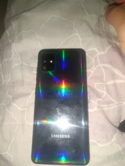 Smartphone  Samsung a51 en buen estado - miniatura 3