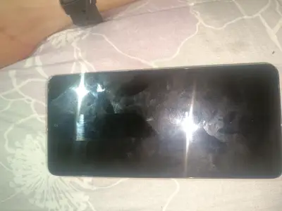 Smartphone  Samsung a51 en buen estado - miniatura 5