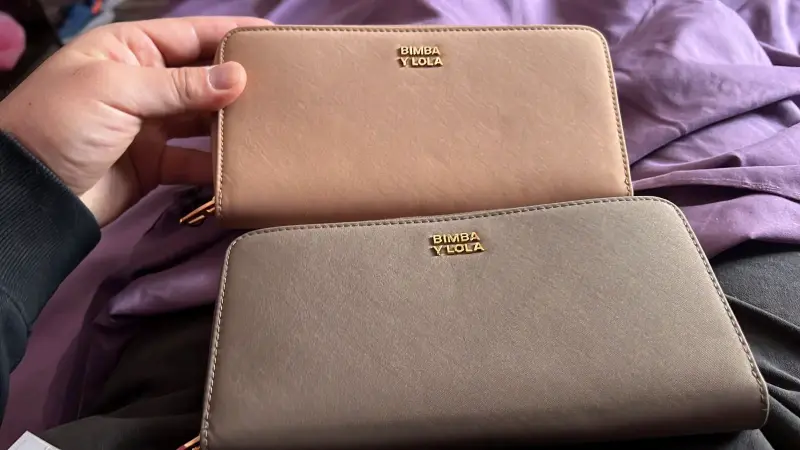 Billeteras Bimba y Lola beige y taupe - 1