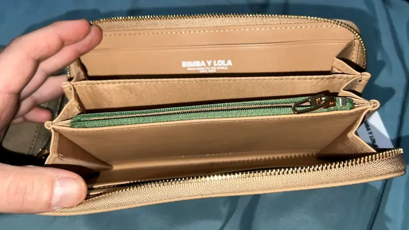 Billeteras Bimba y Lola beige y taupe - 3