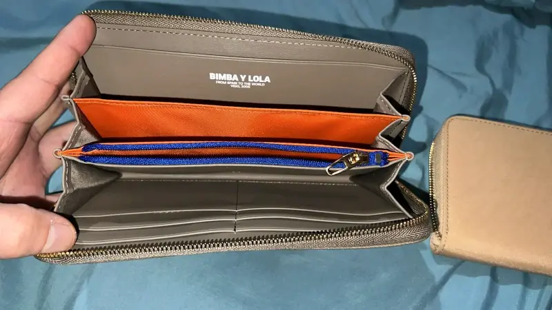 Billeteras Bimba y Lola beige y taupe - 4