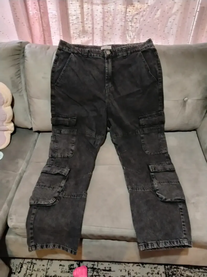 Pantalones cargo negros - 4
