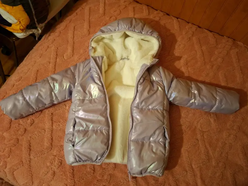 Chaqueta acolchada niña lila