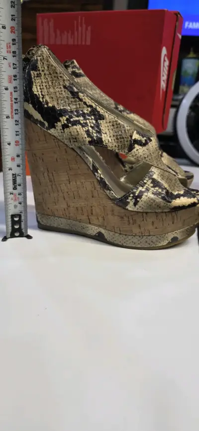 Zapatos de tacón piel de serpiente - miniatura 3