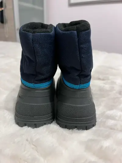 Botas de Nieve negras - miniatura 3