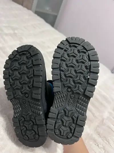 Botas de Nieve negras - miniatura 4