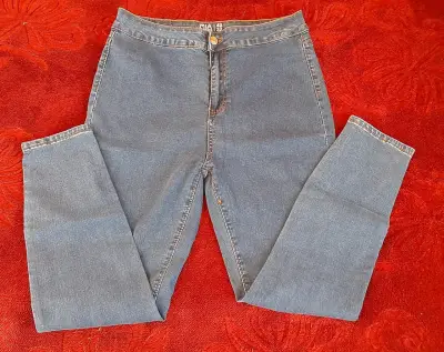 Jeans azules talle 42 - miniatura 1