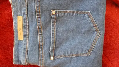 Jeans azules talle 42 - miniatura 3
