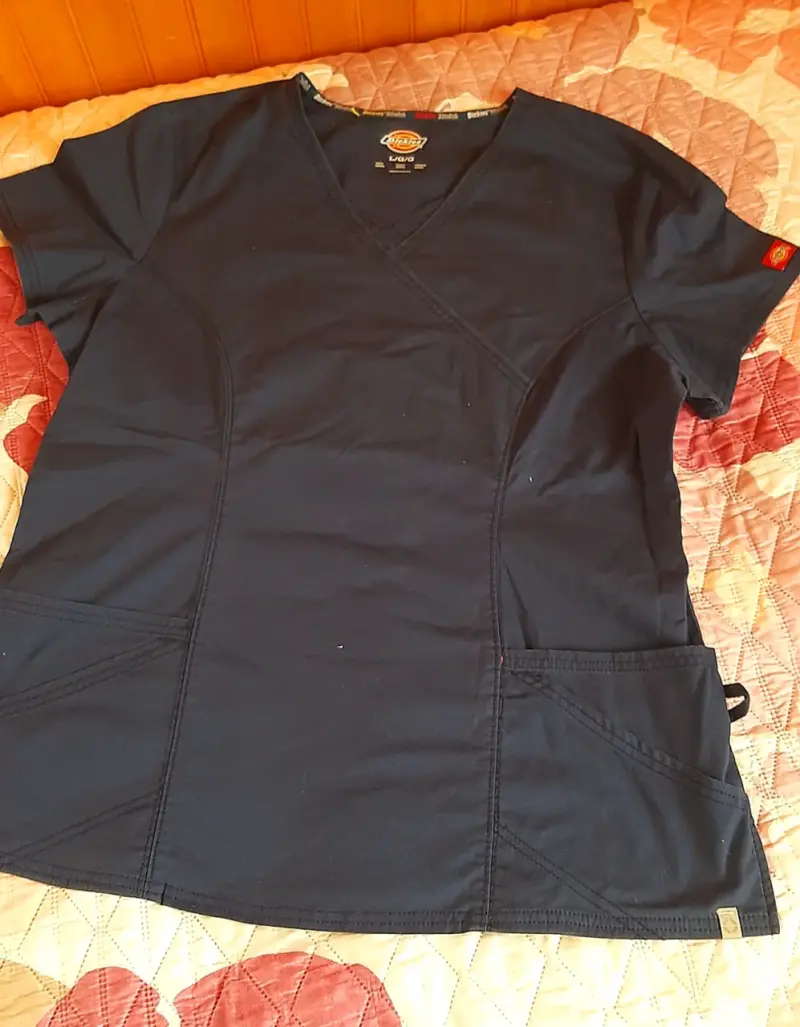 Polera uniforme enfermera
