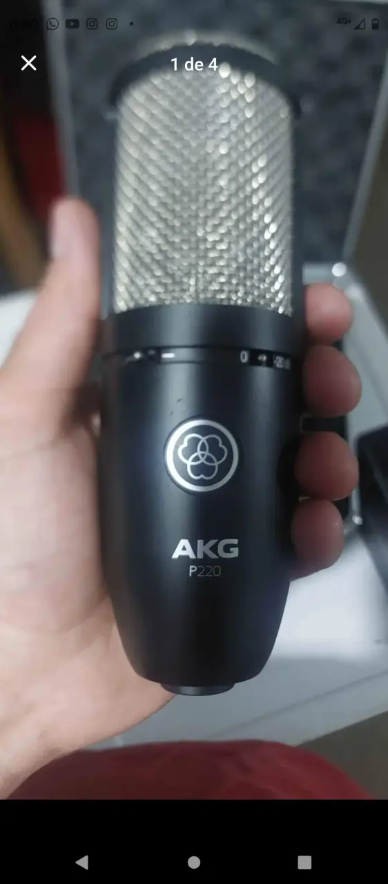 Micrófono AKG P220 - 1
