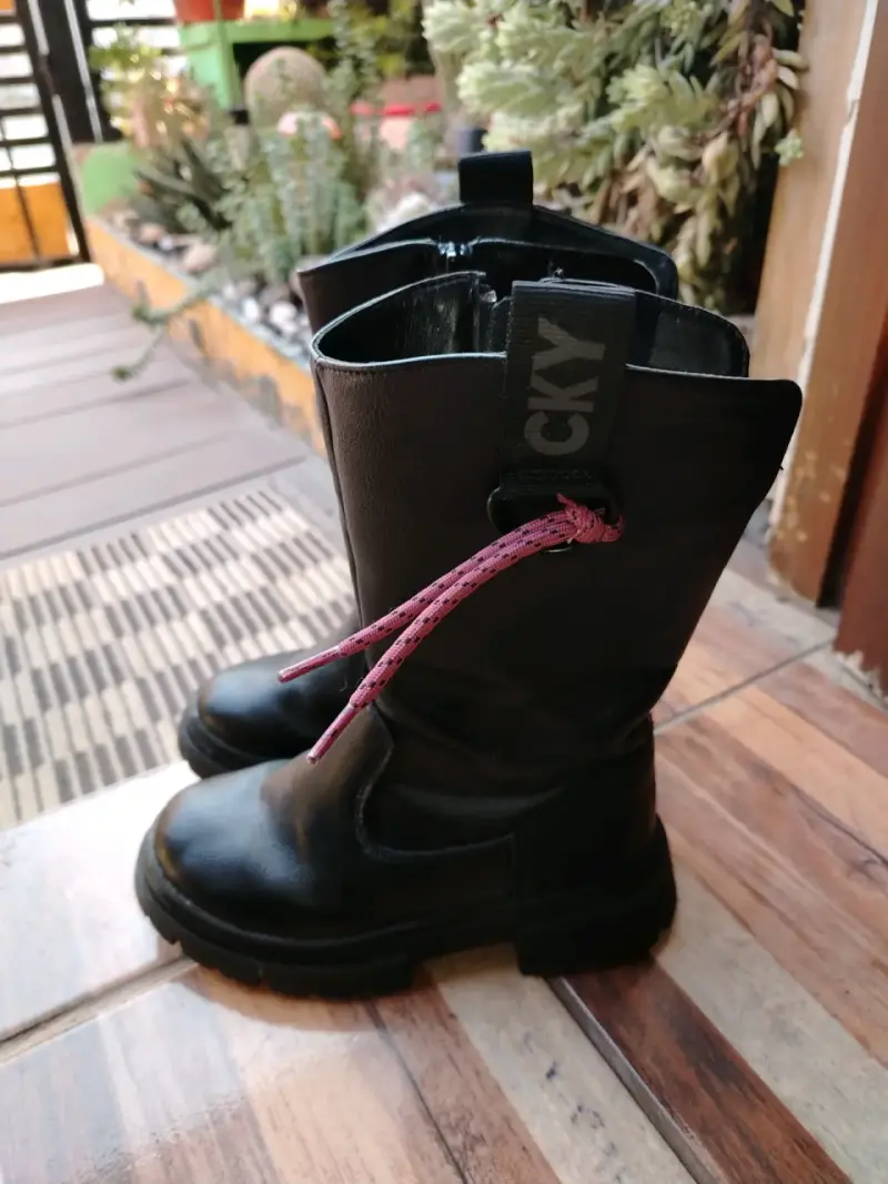 Botas negras de cuero CKY - 2