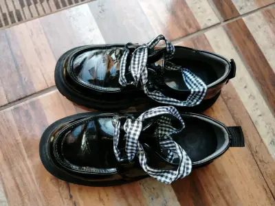 Zapatos de charol negro marca colloki - miniatura 1
