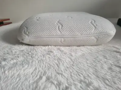 Almohada ergonómica de memoria - miniatura 3