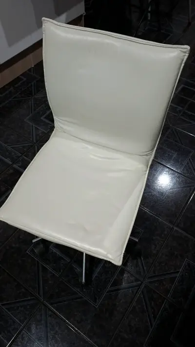Silla giratoria blanca escritorio - miniatura 1