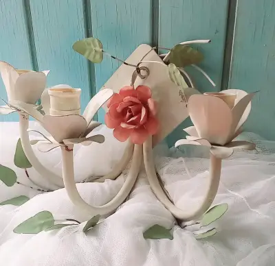 Candelabro de metal floral vintage - miniatura 6