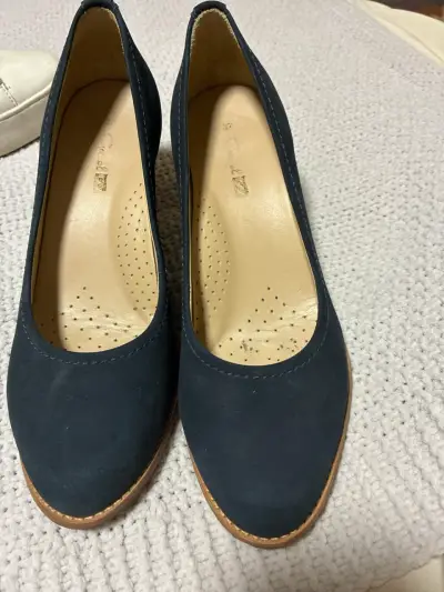 Zapatos de taco medio azul marino - miniatura 4