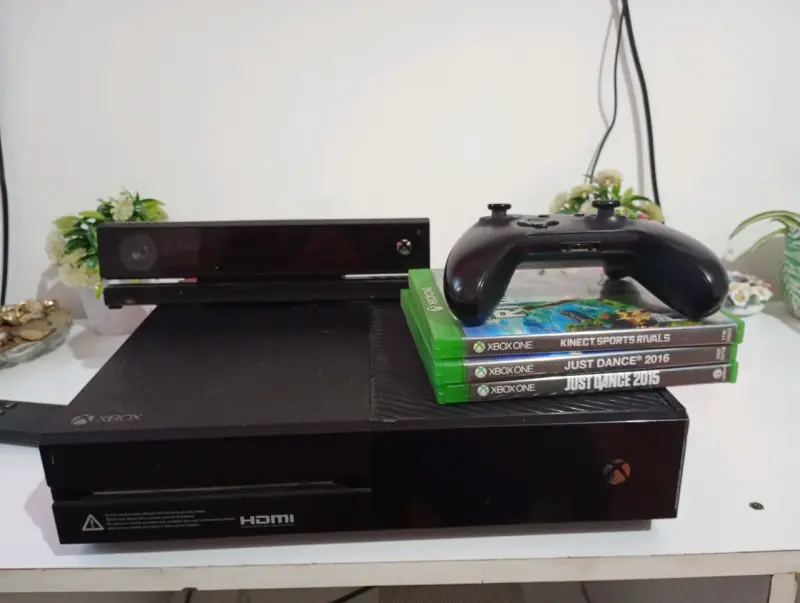 Consola Xbox One con juegos