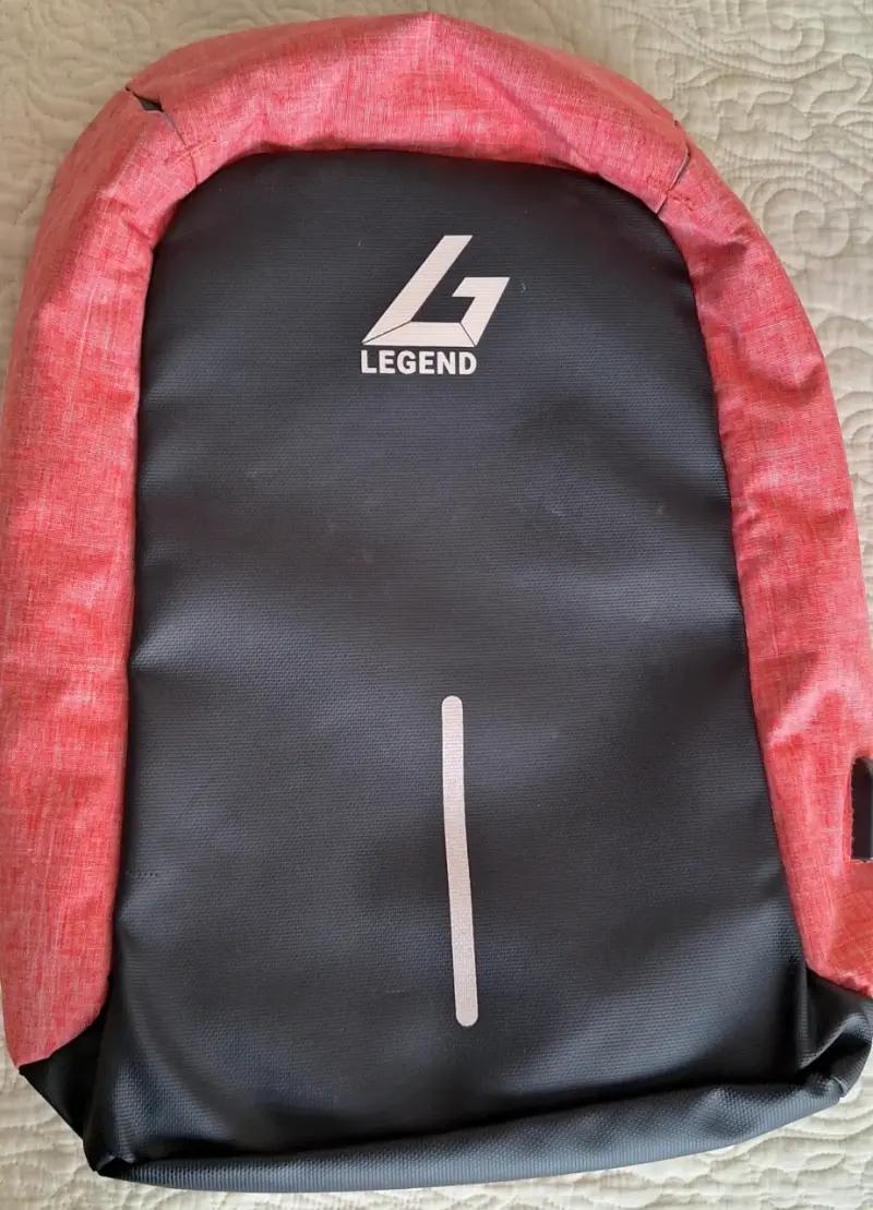 Mochila Legend negro y rojo - 3