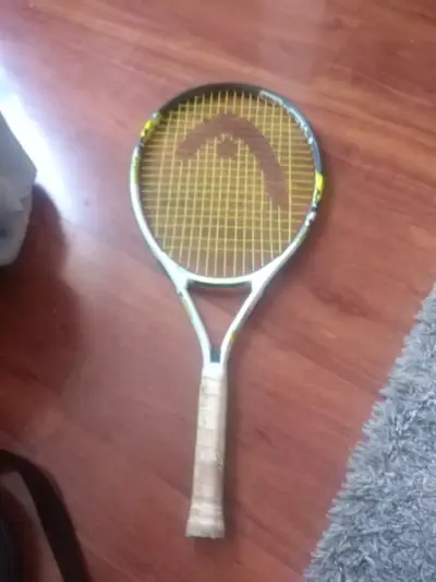 Raqueta de tenis con funda - miniatura 2