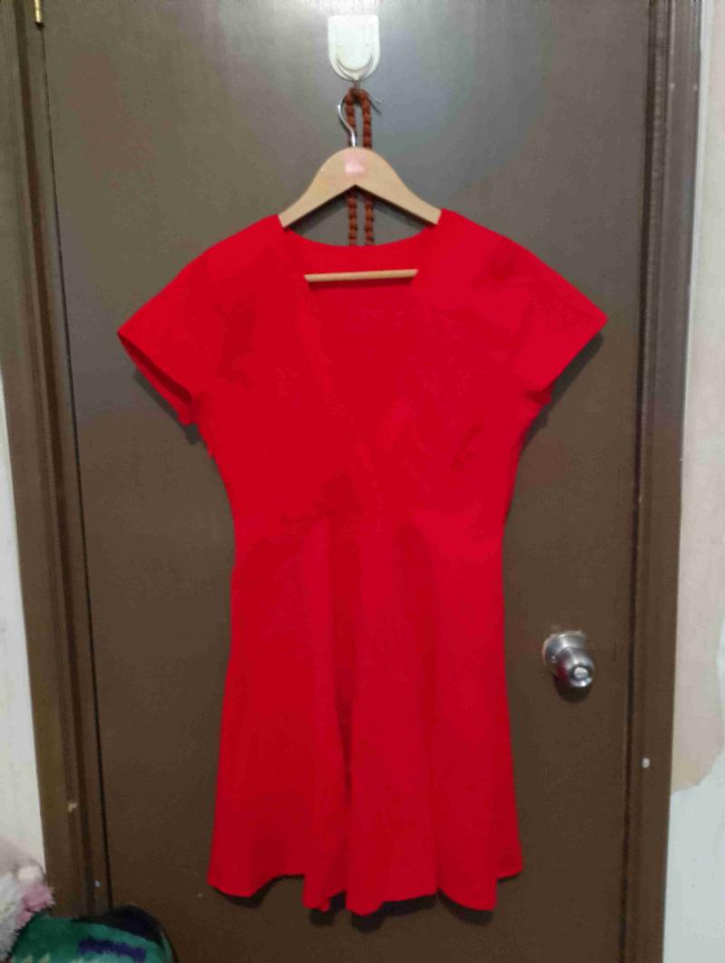 Vestido rojo elegante - 1