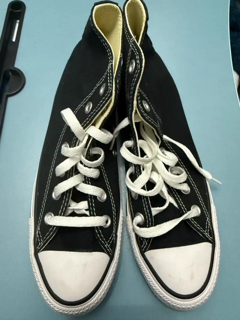 Zapatillas converse negras con caña - 1