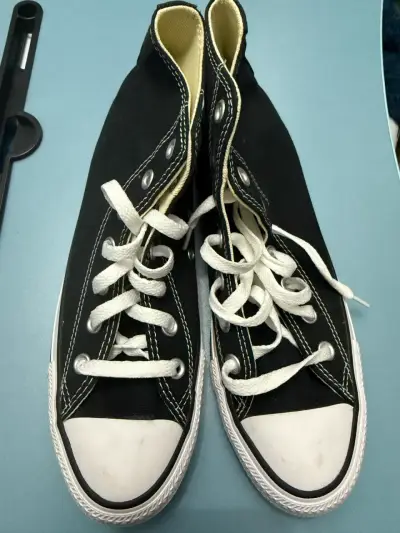 Zapatillas converse negras con caña - miniatura 1