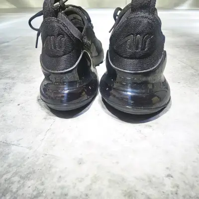 Zapatillas negras deportivas - miniatura 4