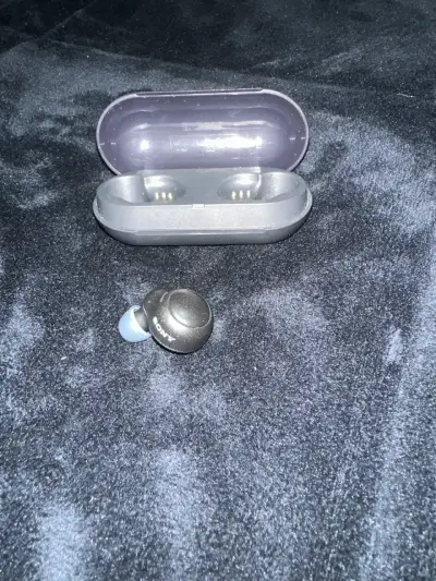 VENDO CASE CON SOLO 1 AUDIFONO WF-C500 - miniatura 5