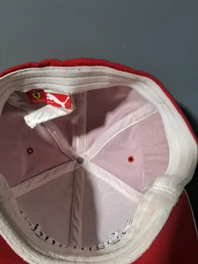 Gorra roja Santander F1 original - miniatura 4