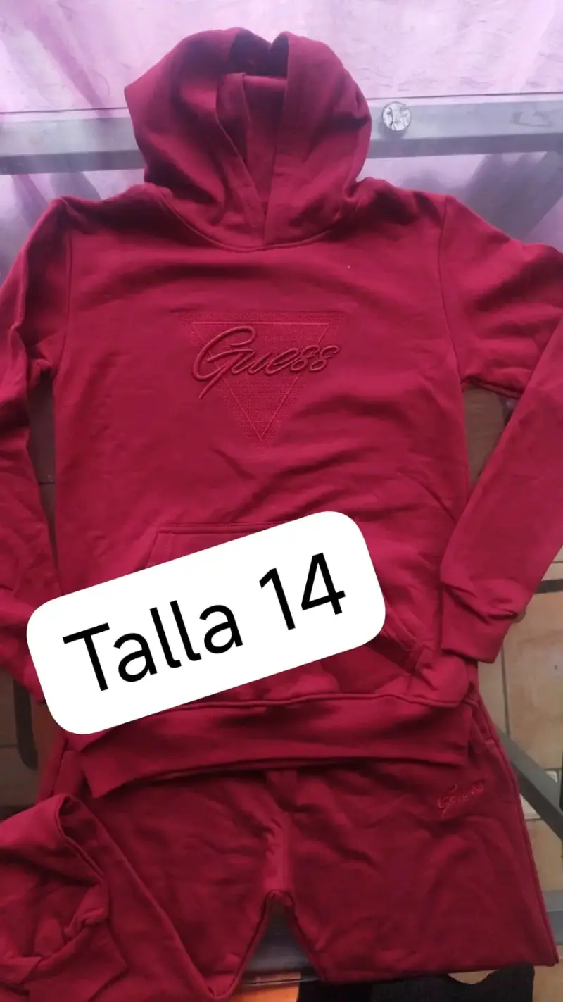 Conjunto Nike gris talla 10 - 3