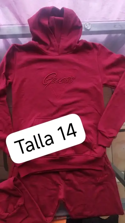 Conjunto Nike gris talla 10 - miniatura 3