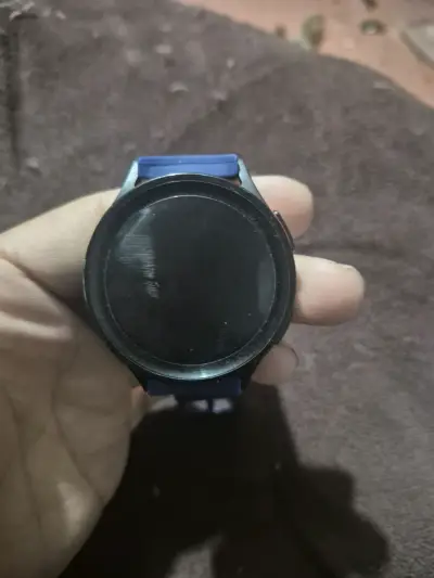 Reloj inteligente pantalla grande - miniatura 1