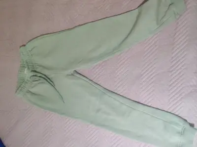Pantalón deportivo color menta - miniatura 1