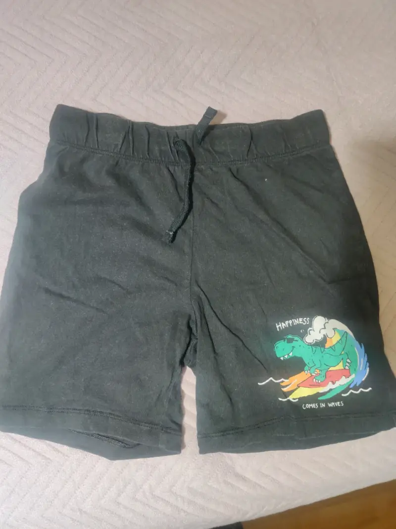 Shorts deportivos negros - 4