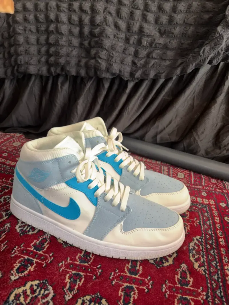 Zapatillas blancas con celeste - 2