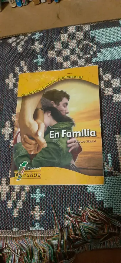 Libro En Familia de Héctor Malot - miniatura 1