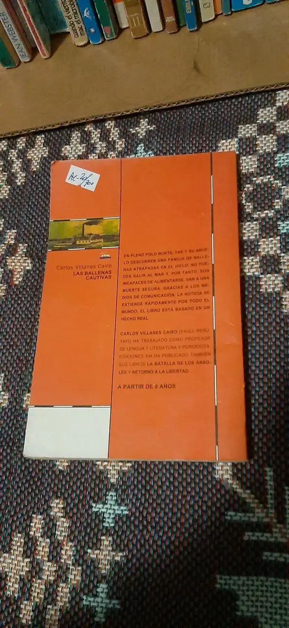 Libro Las ballenas cautivas - 2