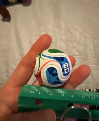 Llavero balón mundial  FIFA 2026 - miniatura 3