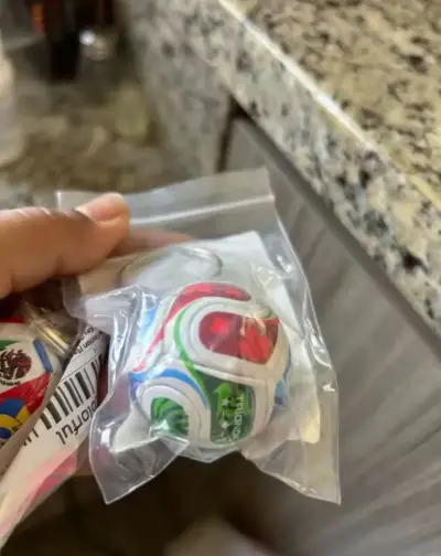 Llavero balón mundial  FIFA 2026 - miniatura 4