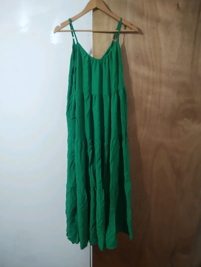 Vestido verde vaporoso - 2