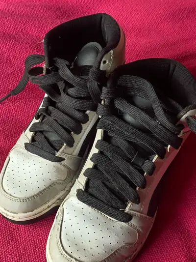 Zapatillas puma talla 35 o 22 cms - miniatura 1