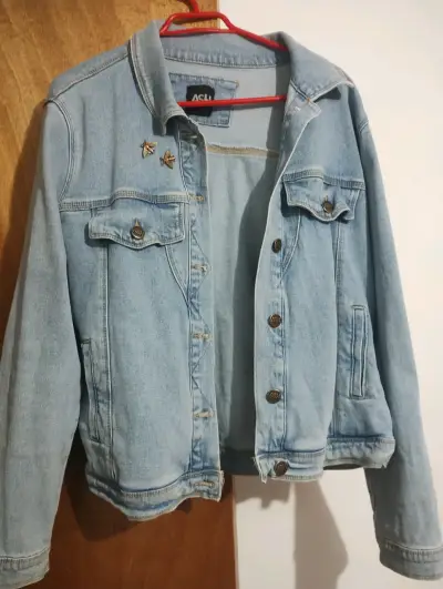 Chaqueta de mezclilla azul claro - miniatura 2