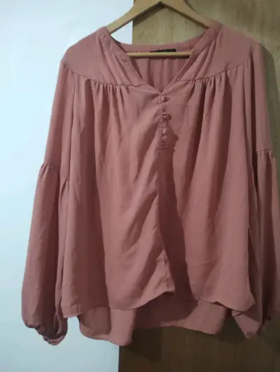 Blusa suelta rosada - miniatura 2
