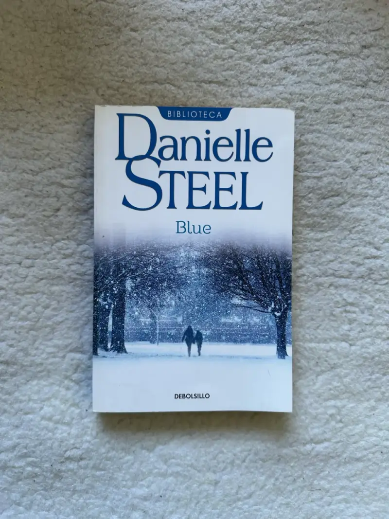 Libro Danielle Steel Blue
