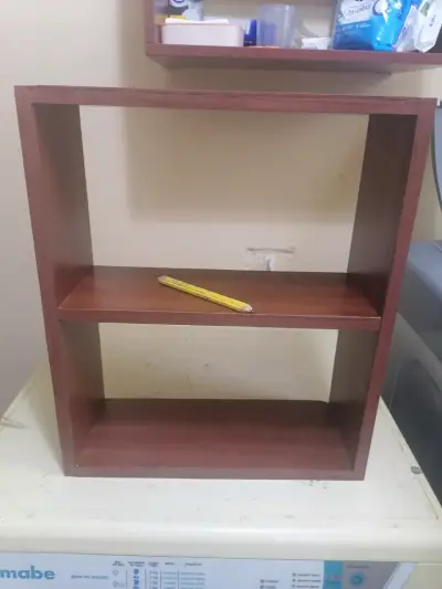 Estante de madera pequeño - miniatura 1